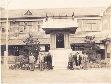 明倫尋常小学校奉安殿