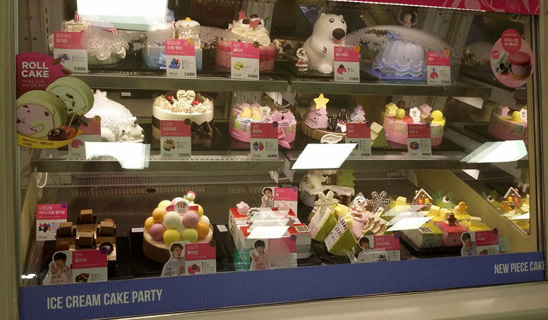 サーティーワンアイスクリーム ぬいぐるみ X Masイベント 旧 韓国 水原市にいるよ