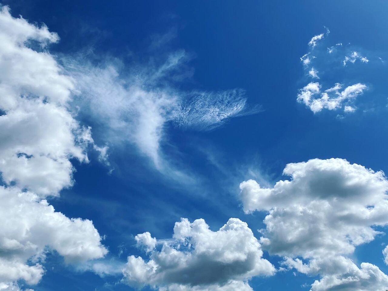 青い空と白い雲 Monoblog 青い空と白い雲 Monoblog