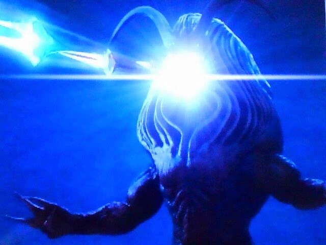 ウルトラ怪獣第18号 ウルトラマンコスモス カオスジラーク heroブログ 憧れた風と光の戦士たち ウルトラ怪獣第18号 ウルトラマンコスモス カオスジラーク heroブログ 憧れた風と光の戦士たち