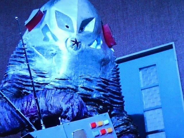 ザラブ星人④