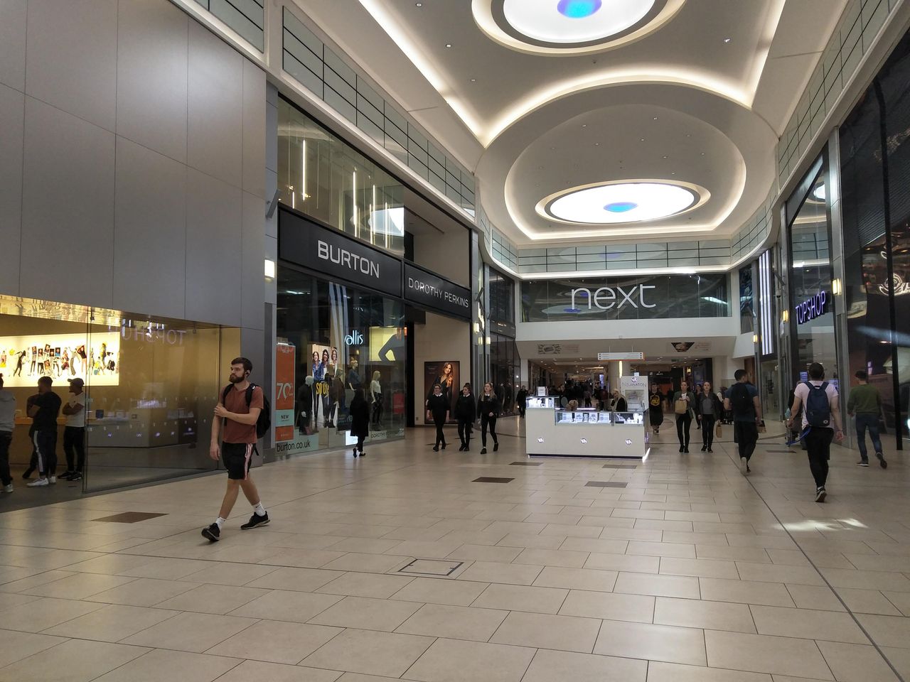 イギリス生活 ニューカッスルはイギリスの地方都市にしては便利 ショッピングセンター Intu Eldon Square もんさんイギリス大学留学日記 イギリス生活 ニューカッスルはイギリスの地方都市にしては便利 ショッピングセンター Intu Eldon Square もんさんイギリス大学留学日記