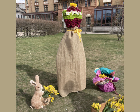 early-Apr-easter