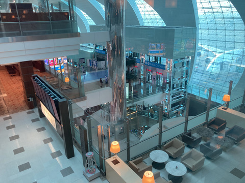 business-lounge-emirates-2