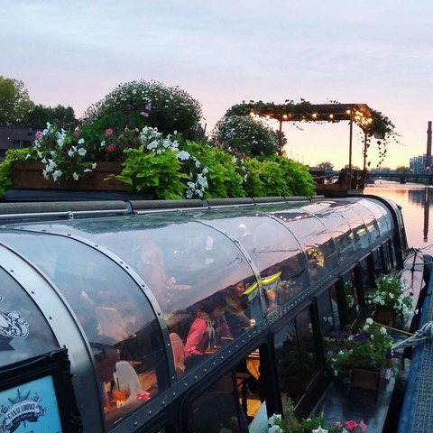 canal lounge