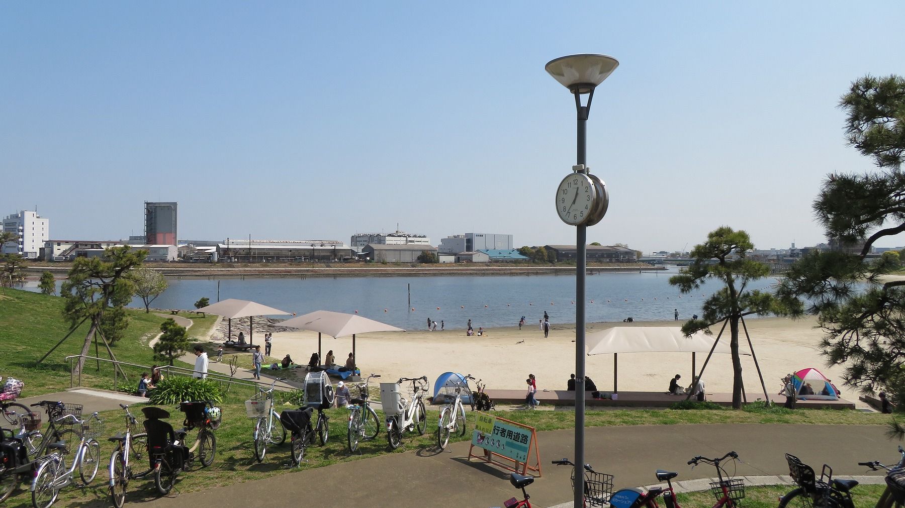 4月6日 土 大森ふるさとの浜辺公園昼飲み すたこら日記 4月6日 土 大森ふるさとの浜辺公園昼飲み すたこら日記
