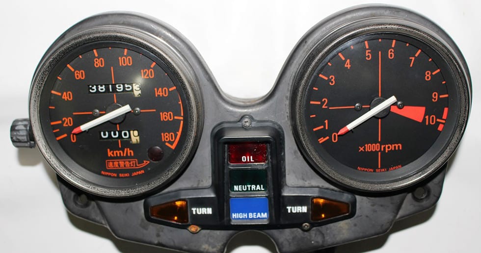 cb750fメーター