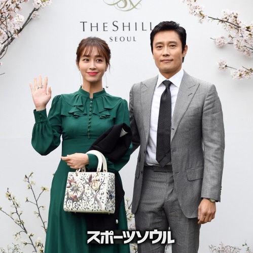 ヒョンビン イ ビョンホン 秋夕連休を韓国トップ俳優 女優はどう過ごす Moonlight Drop ヒョンビン イ ビョンホン 秋夕連休を韓国トップ俳優 女優はどう過ごす Moonlight Drop