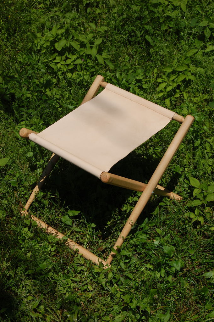 床几 折り畳み椅子 をお作りしました 木工房 弓槻