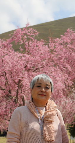 母と桜
