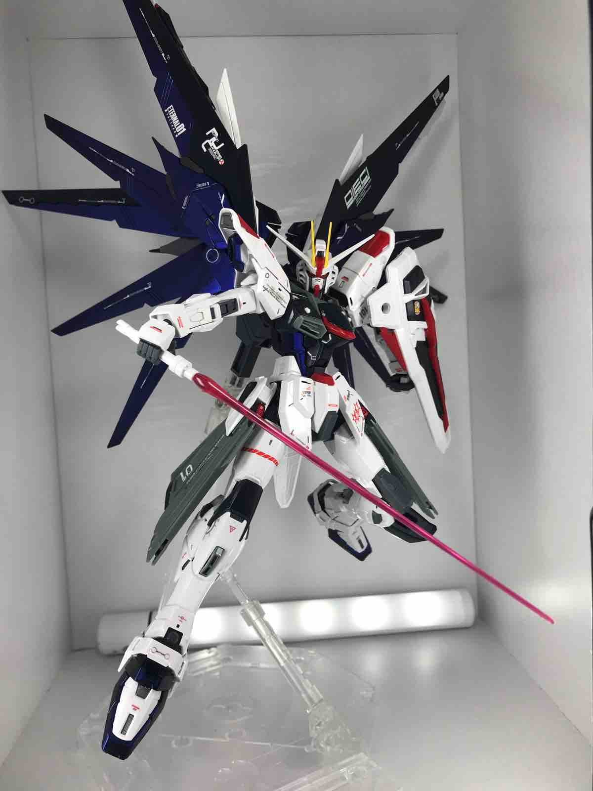 MG フリーダムガンダム ver.2.0 製作 塗装 : Morgana Works