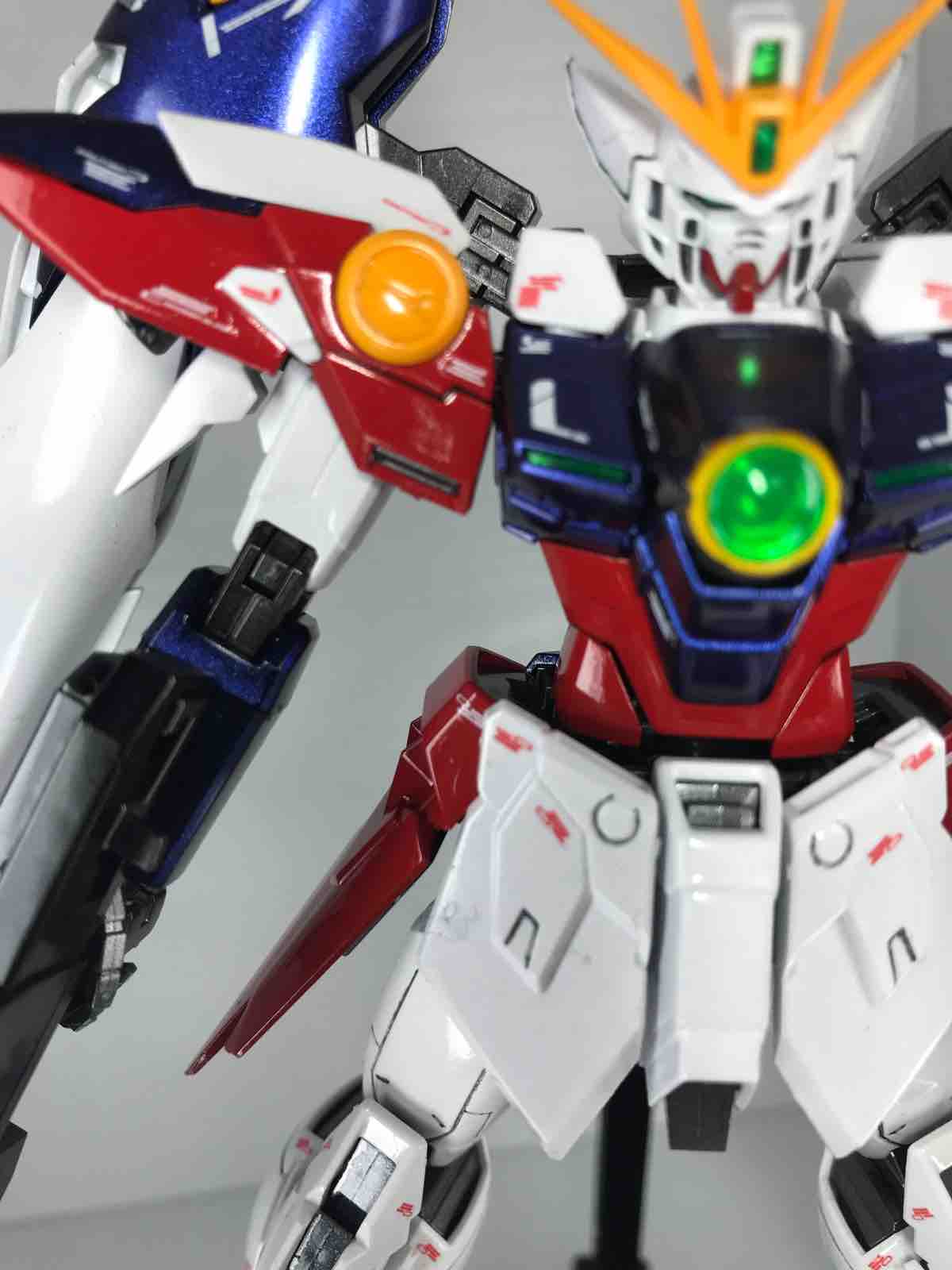 完成品【メッキ仕様】MG ウイングガンダム プロトゼロ EW 塗装 メカニカル 完成品【メッキ仕様】MG ウイングガンダム プロトゼロ EW 塗装