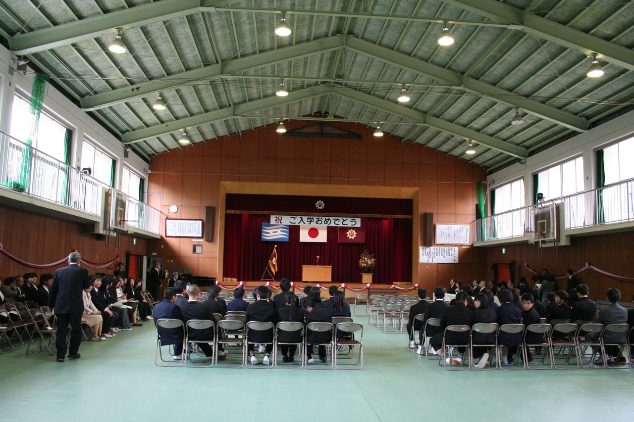 兵庫県立赤穂特別支援学校入学式が挙行されました 相生を 盛耕三と盛り上げましょう