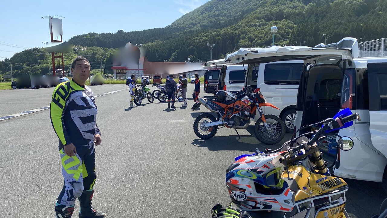 京丹波フラット林道ツーリング 我流ktm1190adv R 正統派ktm950se R 京丹波フラット林道ツーリング 我流ktm1190adv R 正統派ktm950se R
