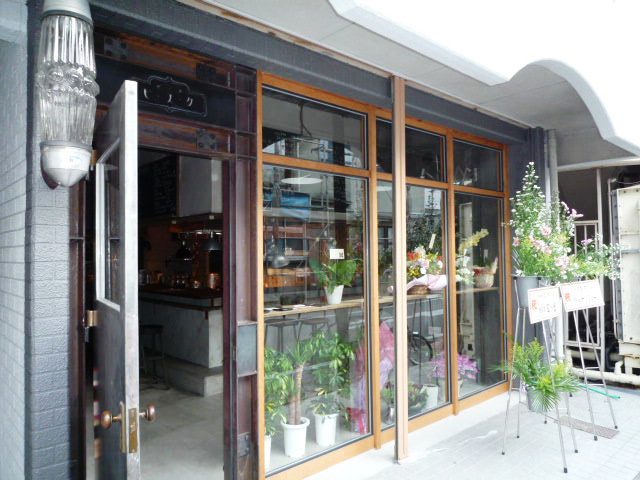 店舗施工事例 バール ビスク 様 静岡市葵区鷹匠 森平製材所blog 材木屋の独り言 静岡発 古材日誌