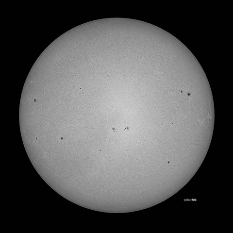 _DSC0932_v_lapl5_ap64305_conv40bw