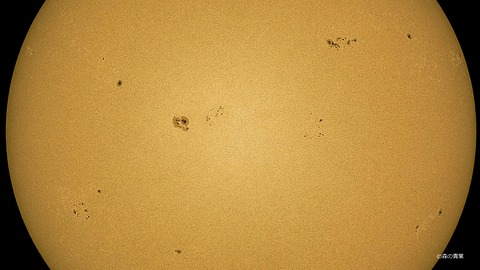 DSC_9221_lapl5_ap64743sun-sharp-09p-3k