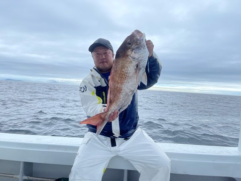 04DE8C5C-9AD1-41A4-B901-077015A6486E