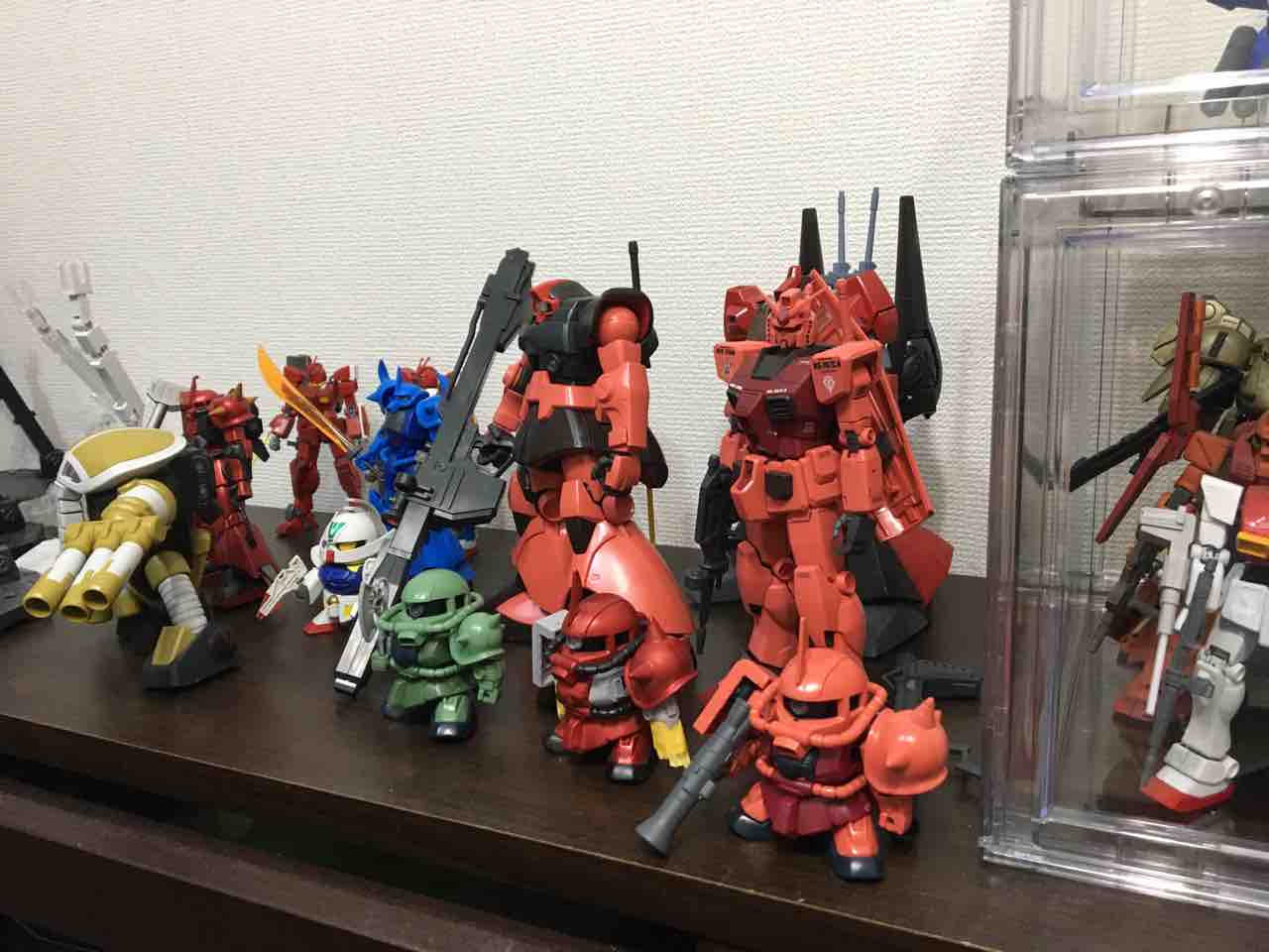 ミニ四駆ブログ ガンダムブログ ガンプラディスプレイケースの紹介