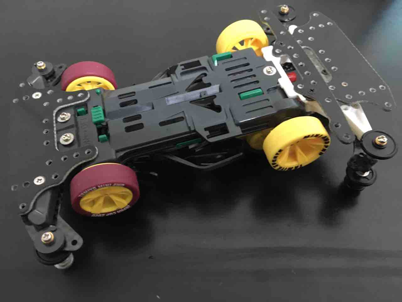 ミニ四駆ブログ 14mmローラー S1シャーシマシンの最速改造