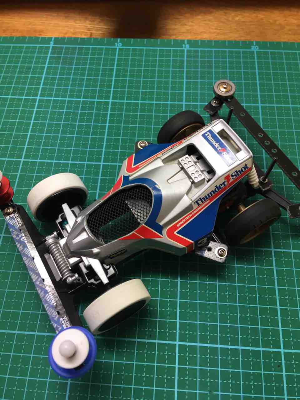 ミニ四駆エアロサンダーショットブラックスペシャルARシャーシ