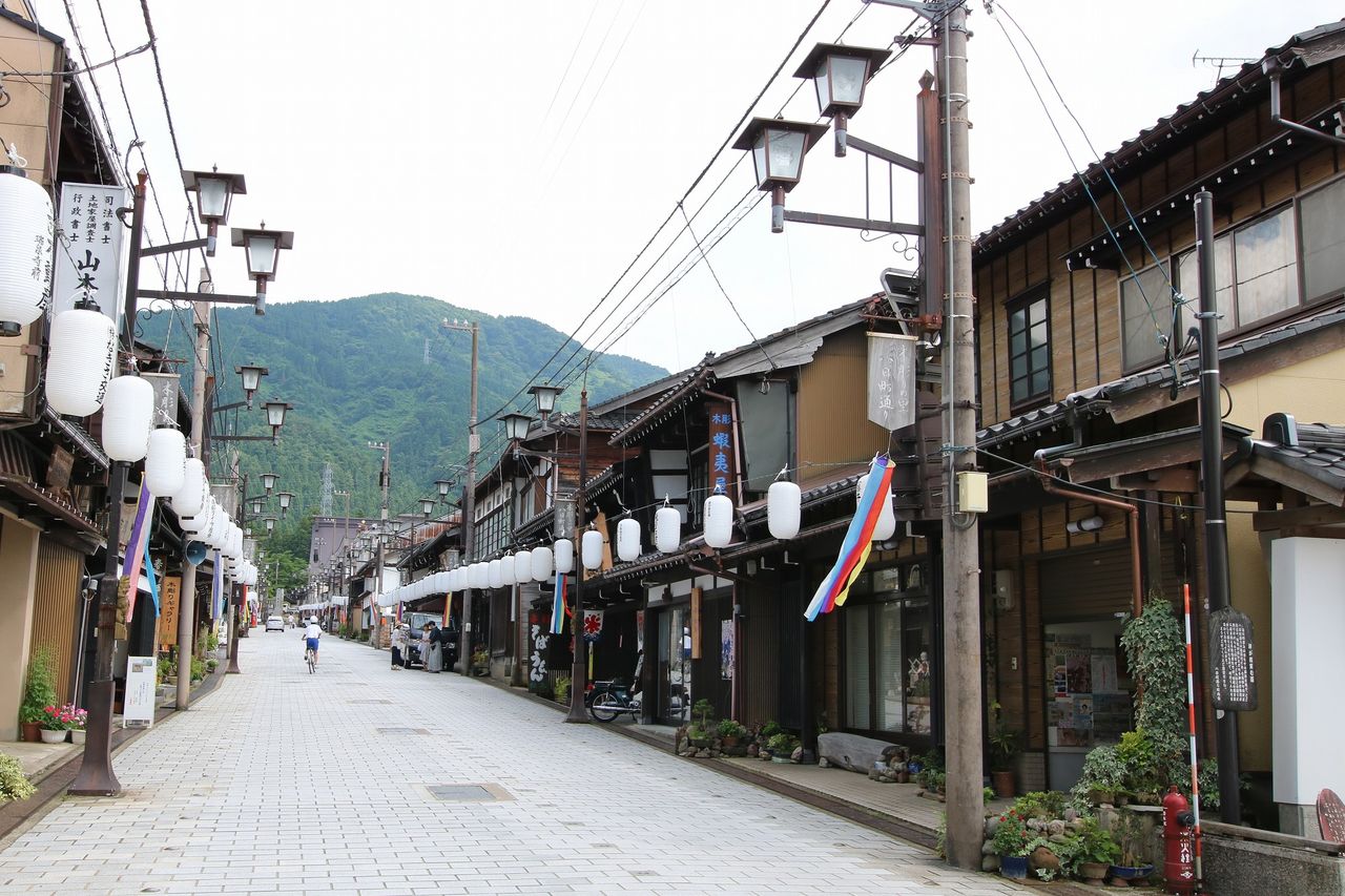 ゆるるるぶ の委託販売が道の駅井波でスタートします もりっつの徒然日記