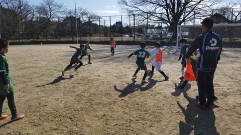 63AC8A98-CF68-4508-B4A2-0ABCF552E6DE