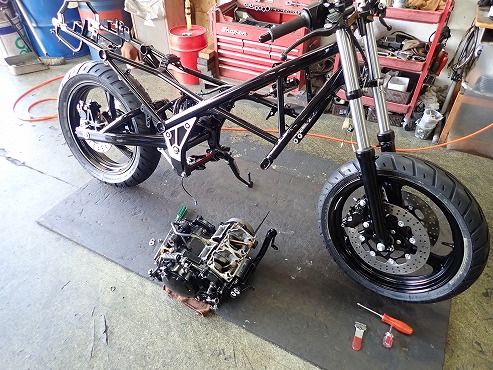 R1-Z レストア：メーカーとユーザーの認識の違い | M.B.A.E.S