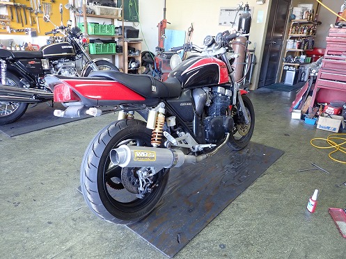 Gsx400インパルス やるならやらねば M B A E S