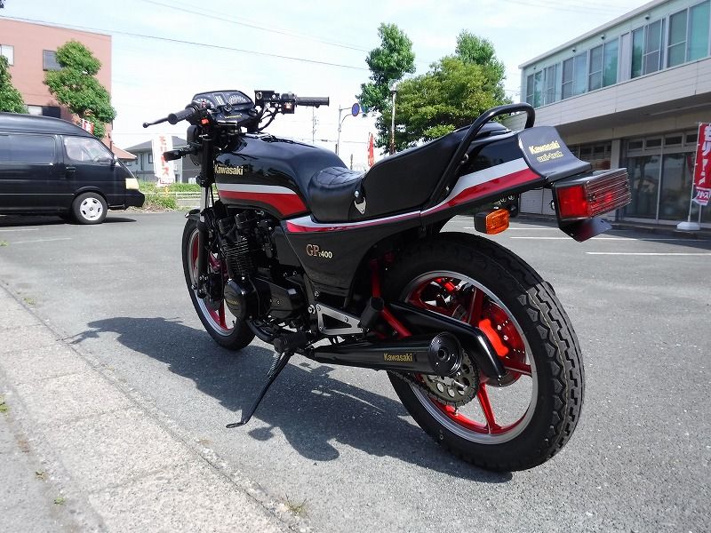 Z400GP用　大川製3段シート Z400GP用大川製3段シート