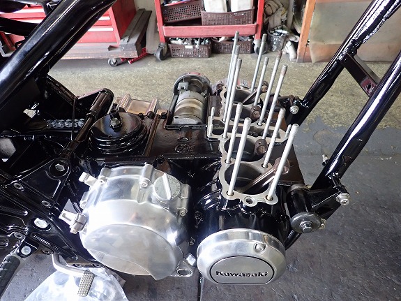 ゼファーχエンジン(腰下のみ) ゼファーχエンジン(腰下のみ) ゼファーχエンジン(腰下のみ)