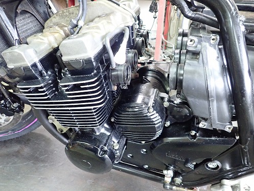 XJR400(4HM)中古車仕上げ：長男が背負う宿命 | M.B.A.E.S