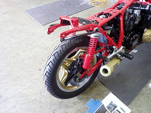 CB750F フェンダーレスキット スイフト製