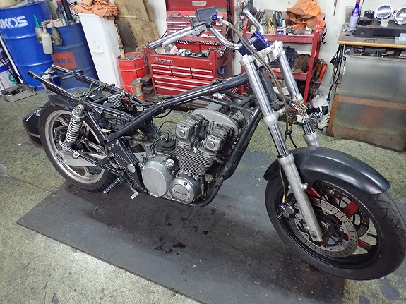 ゼファー400 レストア：スタートから1週間の作業 : モリヤスBUILD