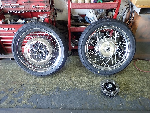 ZEPHYR750 Z2仕様：“ゼファー750乗り”必見！ : モリヤスBUILD