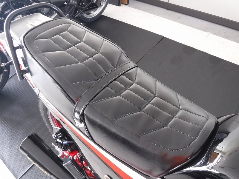 完】Z400GPのシートだけは慎重に！！ : モリヤスBUILD & ENGINEERING