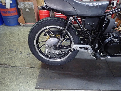 XJ550 フロント リア 回り 要整備 XJ550(逆車)中古車仕上げ：バイク屋の常（つね） | M.B.A.E.S