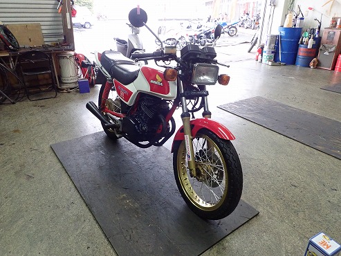 CB250RS-Z セミレストア：汲み取れる思い | M.B.A.E.S
