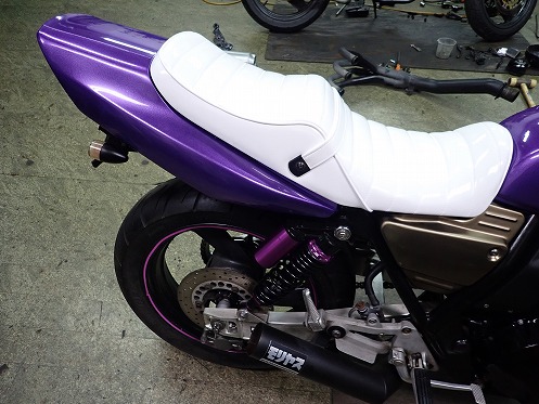 XJR400 4HM 3段シート紫色 XJR400 4HM 3段シート紫色