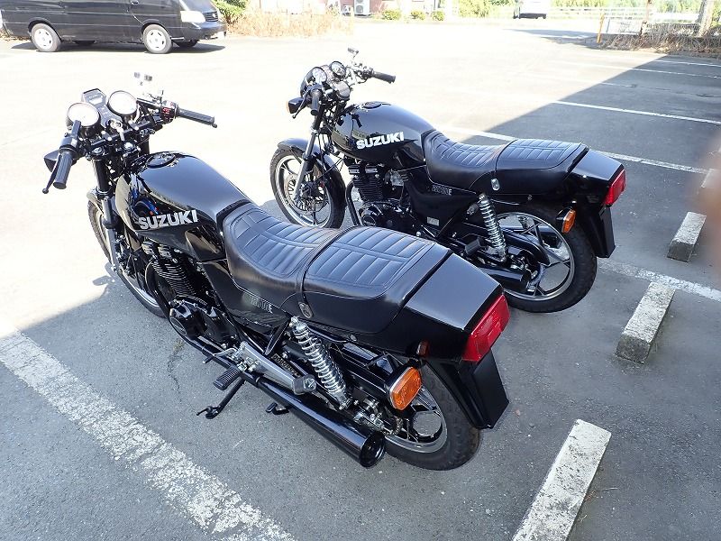 黒い流線型タンク　gsx400e ゴキ 黒い流線型タンクgsx400e ゴキ