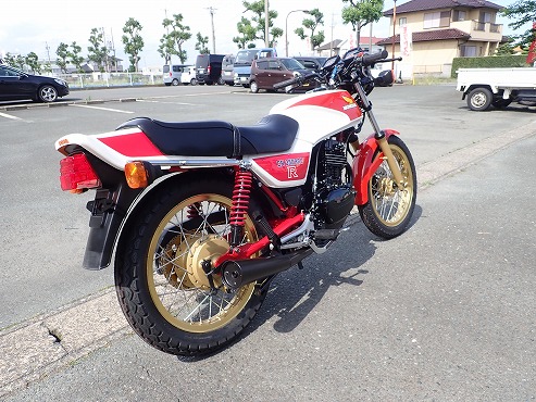CB250RS-Z セミレストア：【完】ひらり、俊足。現代(ﾓﾀﾞﾝ)シングル