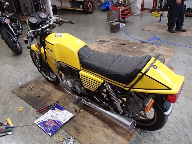 GSX 250 400ザリ用 タンク(スズキ GSX400E(1980) 絶版ミドル GSX 250 400ザリ用 タンク(スズキ GSX400E(1980) 絶版ミドル