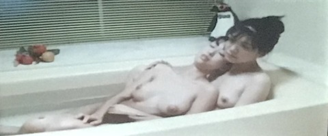 32FD56BE-617E-4EA8-BEE3-3C08810DC65C