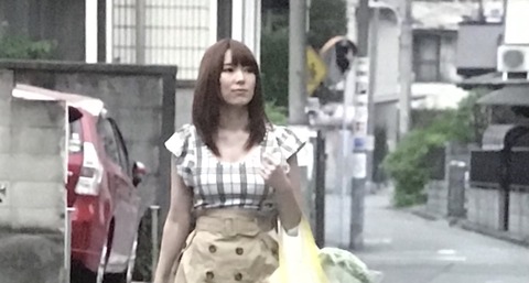 FAEC1246-6E54-4DE4-9A89-722E533FFC4C