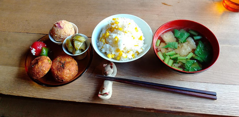 尾道市三軒家町「きっちゃ初（うい）」