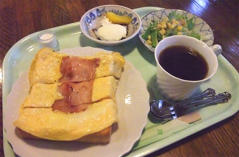 光町「珈琲茶館　再赴穏」