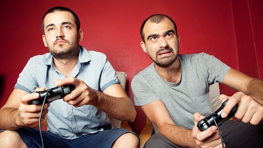 playing-video-games-hed-2013