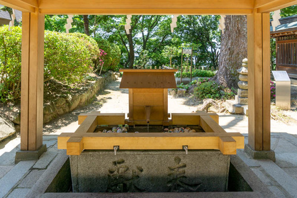 四條畷神社浮き玉-2106099