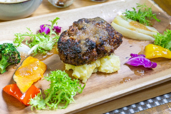 ゼルコバカフェハンバーグ-2110174