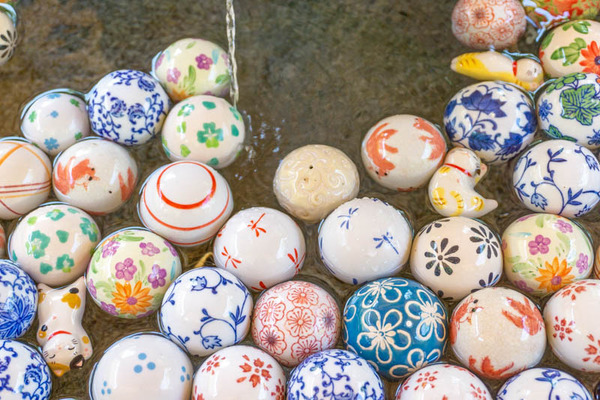 四條畷神社浮き玉-2106092